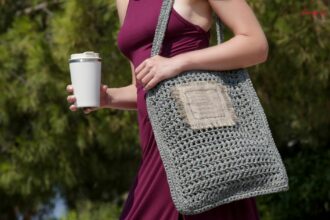 crochet tote bag